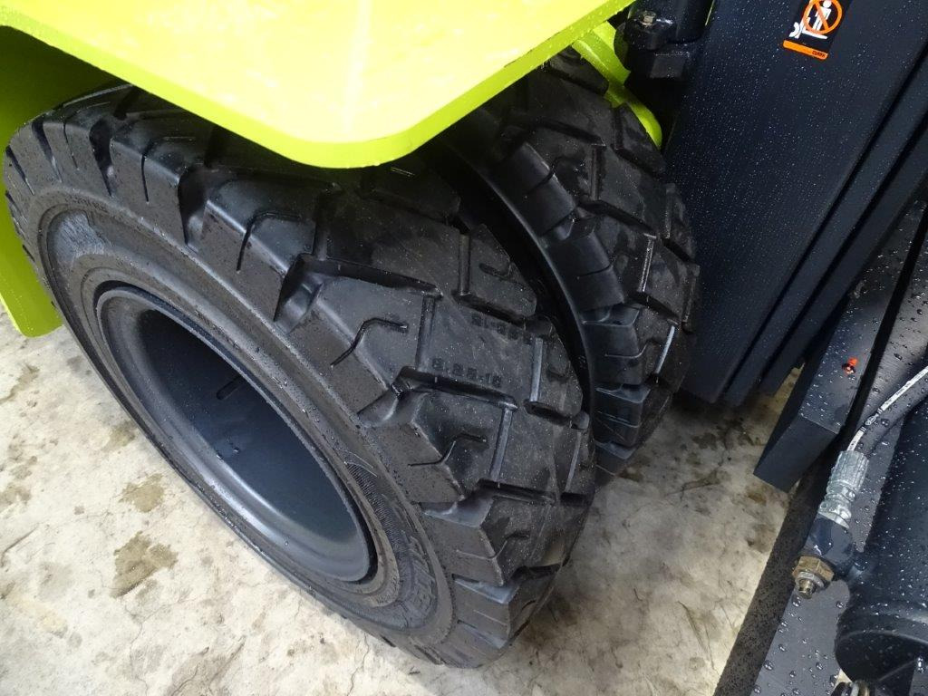 Clark C80D900 - TRIPLEX - DEMO - Chariot élévateur diesel: photos 2 Clark C80D900 - TRIPLEX - DEMO - Chariot élévateur diesel: photos 2