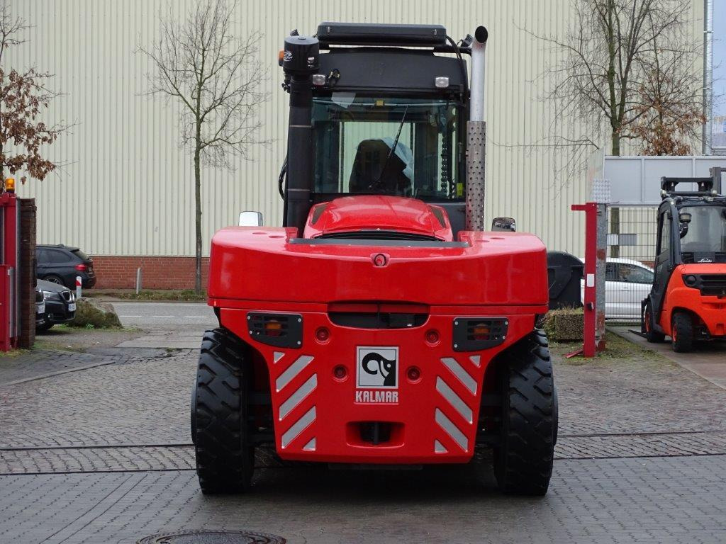 Chariot élévateur diesel Kalmar DCG150-12: photos 6