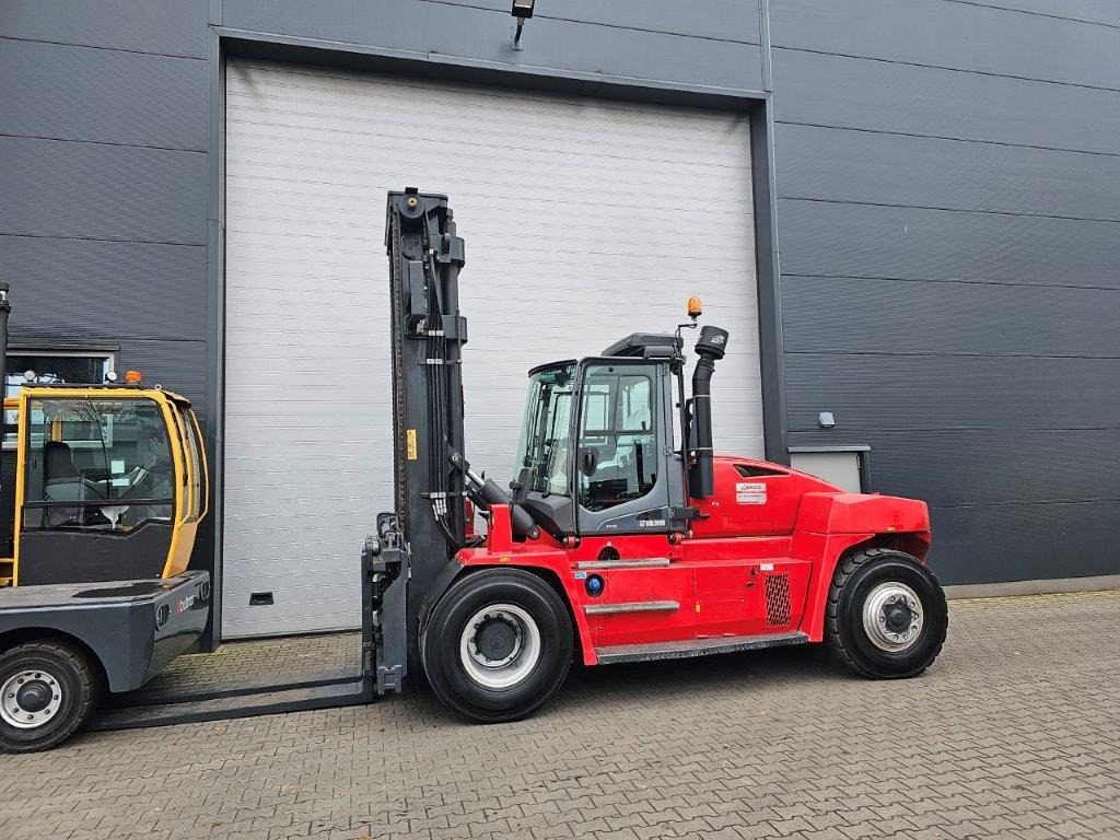 Kalmar DCG150-6 - FREIHUB - Chariot élévateur diesel: photos 1 Kalmar DCG150-6 - FREIHUB - Chariot élévateur diesel: photos 1