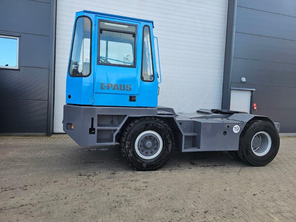 Paus PT36H - Strassenzulassung - Tracteur portuaire: photos 2 Paus PT36H - Strassenzulassung - Tracteur portuaire: photos 2