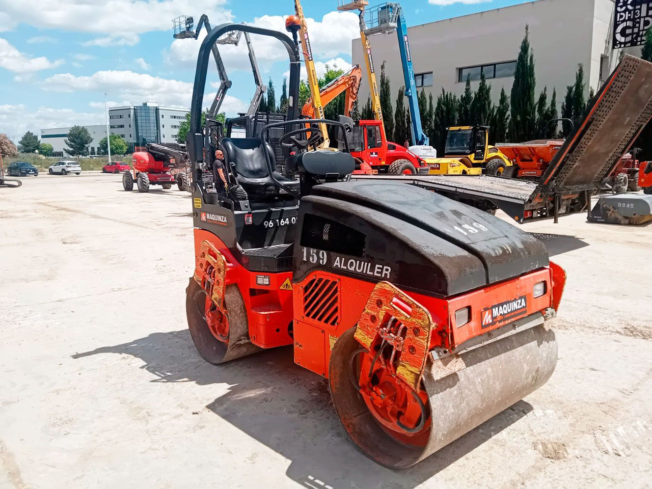 BOMAG BW120AD4 - Rouleau compresseur: photos 1 BOMAG BW120AD4 - Rouleau compresseur: photos 1