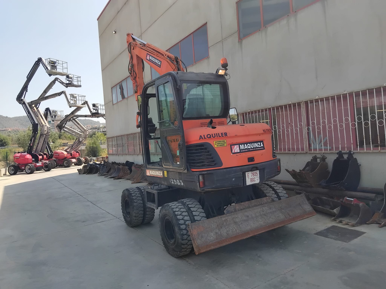 DOOSAN DX55W - Mini pelle: photos 3 DOOSAN DX55W - Mini pelle: photos 3