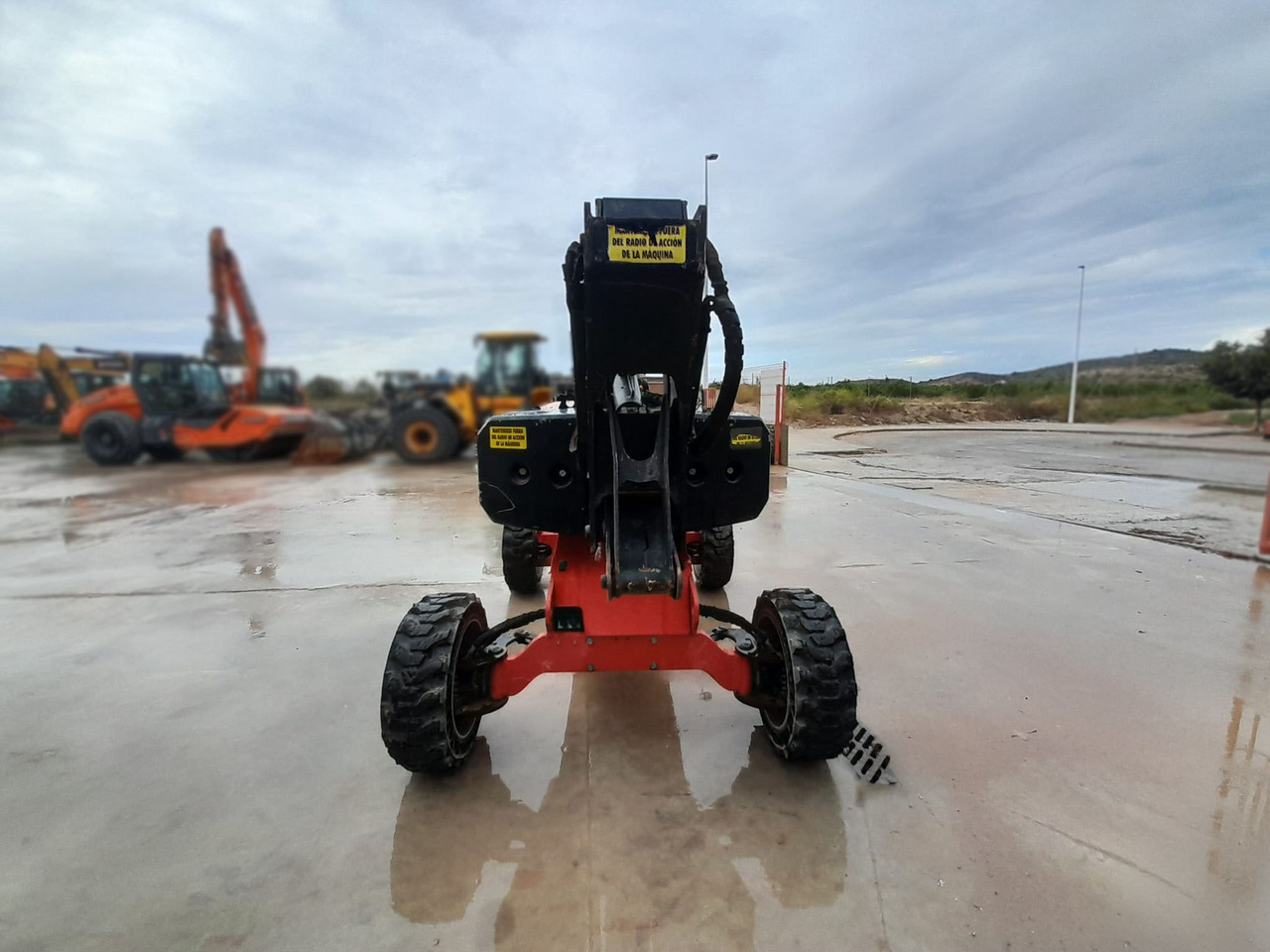 MANITOU MAN GO 12 - Nacelle articulée: photos 4 MANITOU MAN GO 12 - Nacelle articulée: photos 4