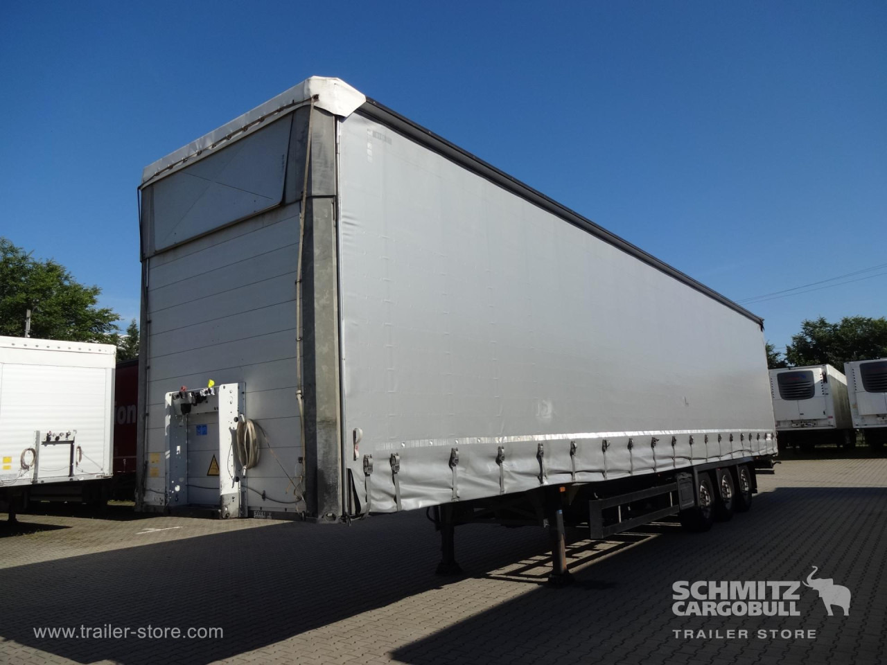 SCHMITZ Curtainsider Mega - Semi-remorque rideaux coulissants: photos 1 SCHMITZ Curtainsider Mega - Semi-remorque rideaux coulissants: photos 1