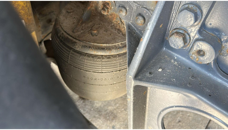 Camion citerne DAF CF 85.430 (20270 LITERS / EURO 3 / TOP CONDITION !!! / PARFAIT ETAT / 6X2 / BOITE MANUELLE): photos 11