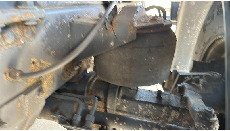 Camion citerne DAF CF 85.430 (20270 LITERS / EURO 3 / TOP CONDITION !!! / PARFAIT ETAT / 6X2 / BOITE MANUELLE): photos 12