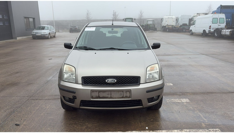 Ford Fusion 1.4 TDCI (BELGIAN CAR) - Voiture à hayon: photos 2 Ford Fusion 1.4 TDCI (BELGIAN CAR) - Voiture à hayon: photos 2