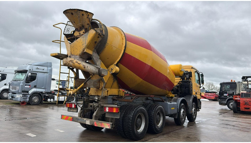 Mercedes-Benz Actros 4141 (EPS / 3 PEDALES / 8X4 / LAMES / GRAND PONT / STEEL SUSP. / MP2) - Châssis cabine: photos 4 Mercedes-Benz Actros 4141 (EPS / 3 PEDALES / 8X4 / LAMES / GRAND PONT / STEEL SUSP. / MP2) - Châssis cabine: photos 4