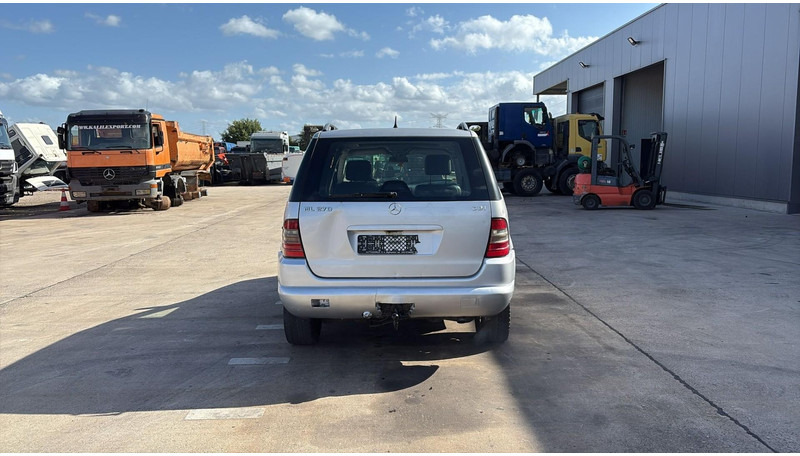 Mercedes-Benz M-Klasse ML 270 CDI - SUV: photos 5 Mercedes-Benz M-Klasse ML 270 CDI - SUV: photos 5