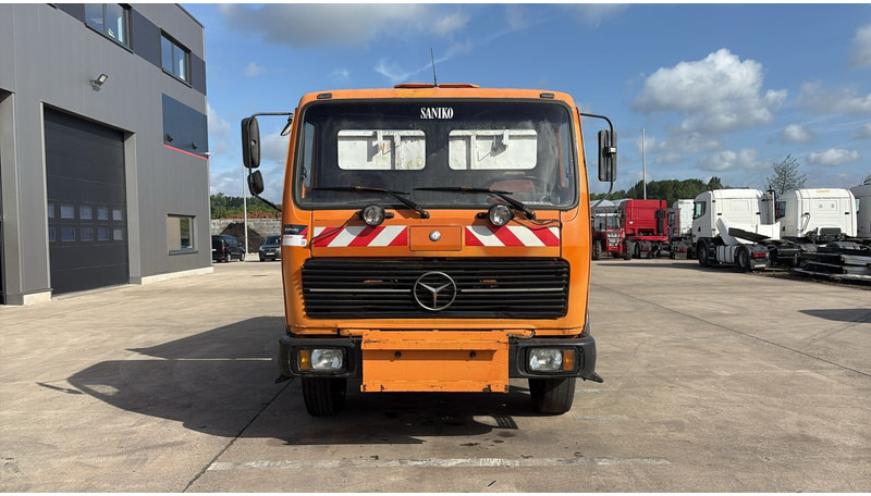 Mercedes-Benz SK 1628 (V8 / LAMES / GRAND PONT / POMPE MANUELLE) - Camion benne: photos 2 Mercedes-Benz SK 1628 (V8 / LAMES / GRAND PONT / POMPE MANUELLE) - Camion benne: photos 2