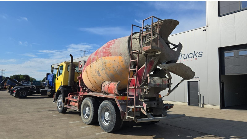 Camion malaxeur Mercedes-Benz SK 2527 (MALAXEUR / MIXER / POSSIBLE COMME CHASSIS / 6X4 / LAMES / GRAND PONT): photos 6