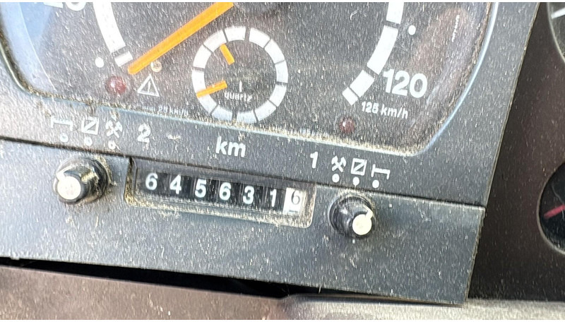 Mercedes-Benz SK 914 (EURO 2 / CHASSIS) - crédit-bail Mercedes-Benz SK 914 (EURO 2 / CHASSIS): photos 20 Mercedes-Benz SK 914 (EURO 2 / CHASSIS) - crédit-bail Mercedes-Benz SK 914 (EURO 2 / CHASSIS): photos 20