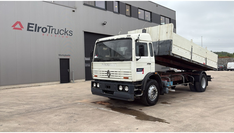 Renault G 230 Manager (POMPE MANUELLE / LAMES / STEEL SUSP. / MANUAL PUMP) - Camion benne: photos 1 Renault G 230 Manager (POMPE MANUELLE / LAMES / STEEL SUSP. / MANUAL PUMP) - Camion benne: photos 1