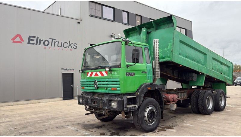 Renault G 300 MAXTER (GRAND PONT / POMPE MANUELLE / 6X4) - Camion benne: photos 1 Renault G 300 MAXTER (GRAND PONT / POMPE MANUELLE / 6X4) - Camion benne: photos 1