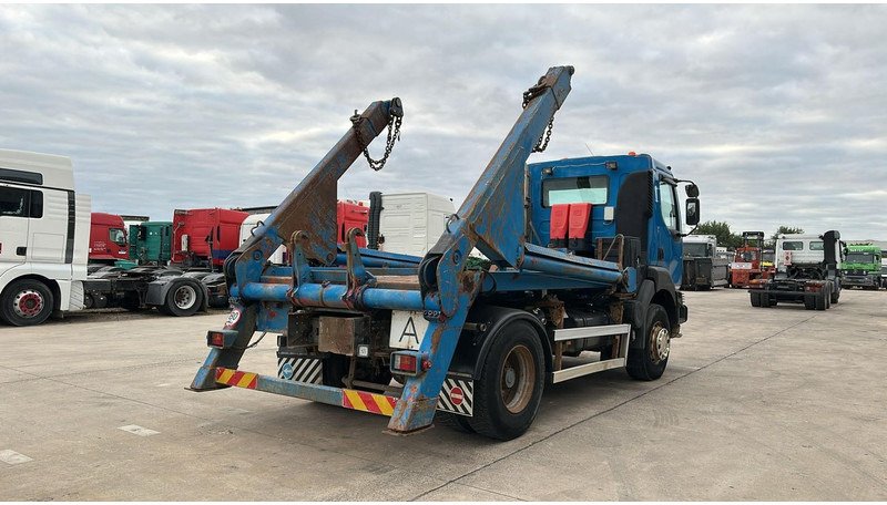 Renault KERAX (GRAND PONT / LAMES / PROPRE / BOITE MANUELLE / STEEL SUSP.) - Camion multibenne: photos 5 Renault KERAX (GRAND PONT / LAMES / PROPRE / BOITE MANUELLE / STEEL SUSP.) - Camion multibenne: photos 5