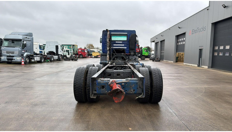 Renault Kerax 385 (POMPE MANUELLE / BOITE MANUELLE / LAMES / STEEL SUSP.) - Châssis cabine: photos 5 Renault Kerax 385 (POMPE MANUELLE / BOITE MANUELLE / LAMES / STEEL SUSP.) - Châssis cabine: photos 5