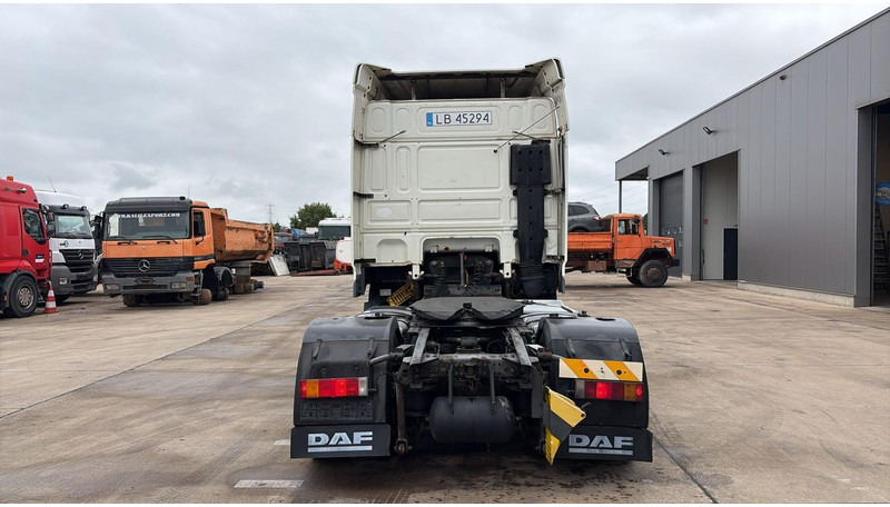 DAF XF 105.460 (BOITE MANUELLE / MANUAL GEARBOX) - Tracteur routier: photos 5 DAF XF 105.460 (BOITE MANUELLE / MANUAL GEARBOX) - Tracteur routier: photos 5