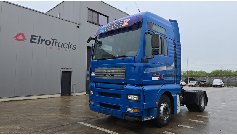 MAN TGA 18.410 (864.000 KM / MANUAL PUMP / MANUAL GEARBOX / RETARDER / POMPE MANUELLE) - Tracteur routier: photos 1 MAN TGA 18.410 (864.000 KM / MANUAL PUMP / MANUAL GEARBOX / RETARDER / POMPE MANUELLE) - Tracteur routier: photos 1