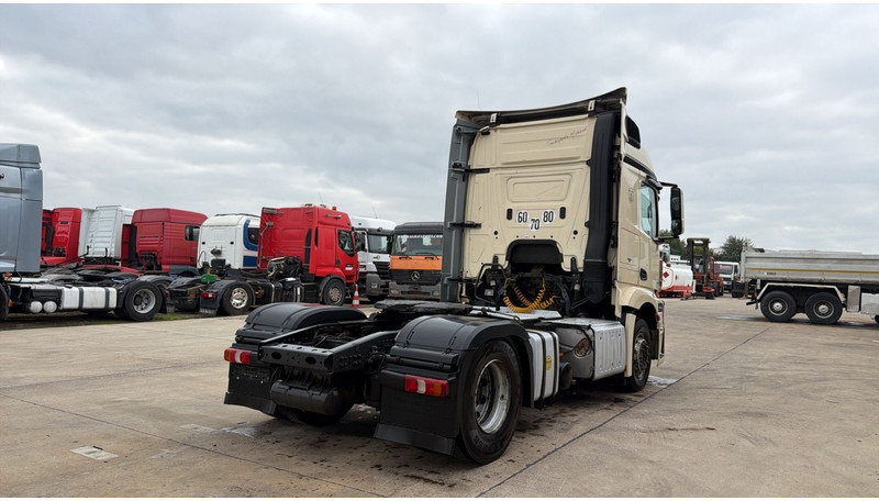 Mercedes-Benz Actros 1845 (PTO / PERFECT CONDITION / POMPE HYDRAULIQUE) - Tracteur routier: photos 4 Mercedes-Benz Actros 1845 (PTO / PERFECT CONDITION / POMPE HYDRAULIQUE) - Tracteur routier: photos 4