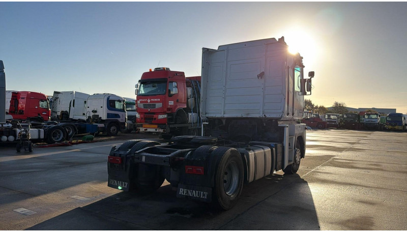 Renault MAGNUM 460 (BONNE ETAT / GOOD CONDITION) - Tracteur routier: photos 4 Renault MAGNUM 460 (BONNE ETAT / GOOD CONDITION) - Tracteur routier: photos 4