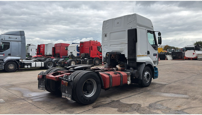 Renault Premium 400 (POMPE MANUELLE / MANUAL PUMP / GRAND PONT / BIG AXLE) - Tracteur routier: photos 4 Renault Premium 400 (POMPE MANUELLE / MANUAL PUMP / GRAND PONT / BIG AXLE) - Tracteur routier: photos 4