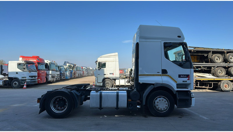 Renault Premium 420 (TRES PROPRE / PARFAIT ETAT / BOITE MANUELLE / MANUAL GEARBOX) - Tracteur routier: photos 2 Renault Premium 420 (TRES PROPRE / PARFAIT ETAT / BOITE MANUELLE / MANUAL GEARBOX) - Tracteur routier: photos 2