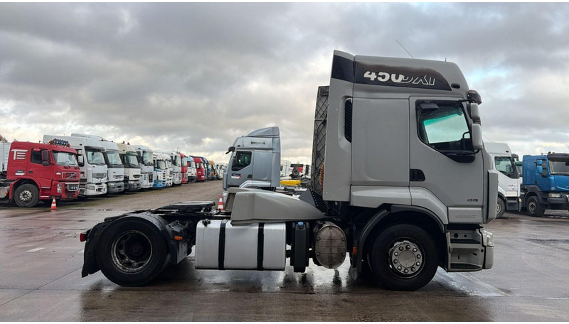 Renault Premium 450 (BOITE MANUELLE / MANUALGEARBOX) - Tracteur routier: photos 3 Renault Premium 450 (BOITE MANUELLE / MANUALGEARBOX) - Tracteur routier: photos 3