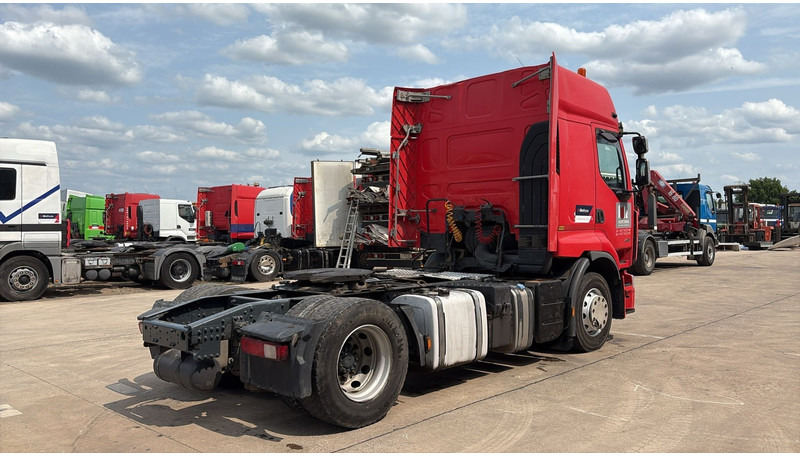 Renault Premium 460 DXI (AIRCO / PTO / HYDRAULIC PUMP / POMPE HYDRAULIQUE) - Tracteur routier: photos 5 Renault Premium 460 DXI (AIRCO / PTO / HYDRAULIC PUMP / POMPE HYDRAULIQUE) - Tracteur routier: photos 5