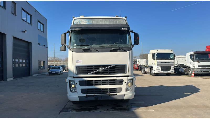 Volvo FH 400 (GOOD CONDITION / CLEAN CHASSIS / EURO 5) - Tracteur routier: photos 2 Volvo FH 400 (GOOD CONDITION / CLEAN CHASSIS / EURO 5) - Tracteur routier: photos 2