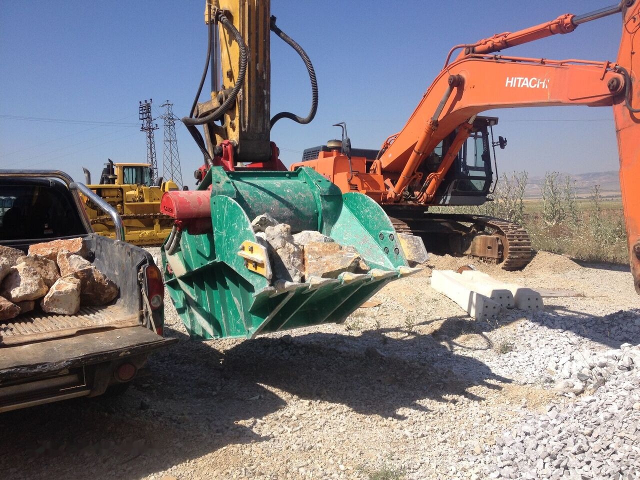 Galen Crusher Bucket - Godet pour Engins de chantier: photos 4 Galen Crusher Bucket - Godet pour Engins de chantier: photos 4