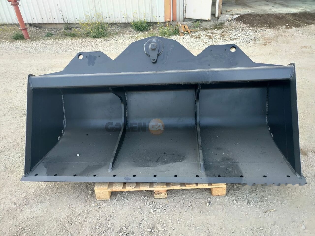 Galen OQ65 Tilt Bucket - Godet pour pelle: photos 5 Galen OQ65 Tilt Bucket - Godet pour pelle: photos 5