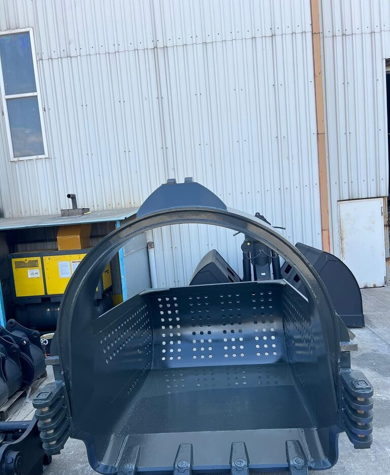 Liebherr Dragline Bucket 3.5m3 - Godet pour Engins de chantier: photos 1 Liebherr Dragline Bucket 3.5m3 - Godet pour Engins de chantier: photos 1