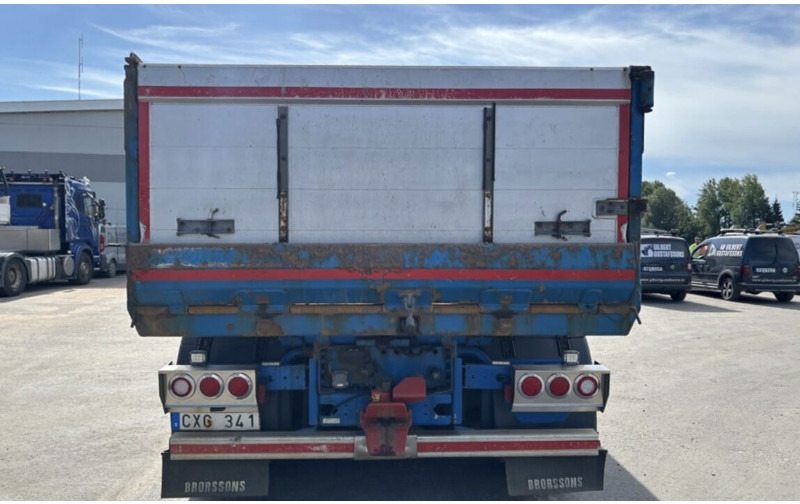 Scania R560 8x4 - Camion benne: photos 4 Scania R560 8x4 - Camion benne: photos 4