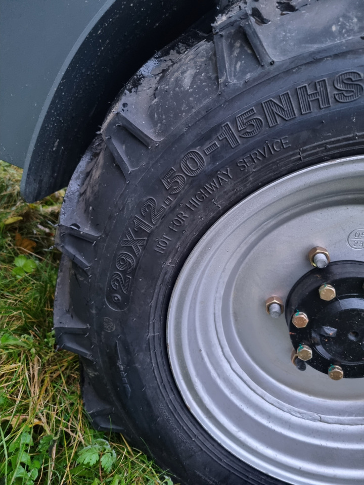 Chargeuse sur pneus WCM L2110e E-Power: photos 8