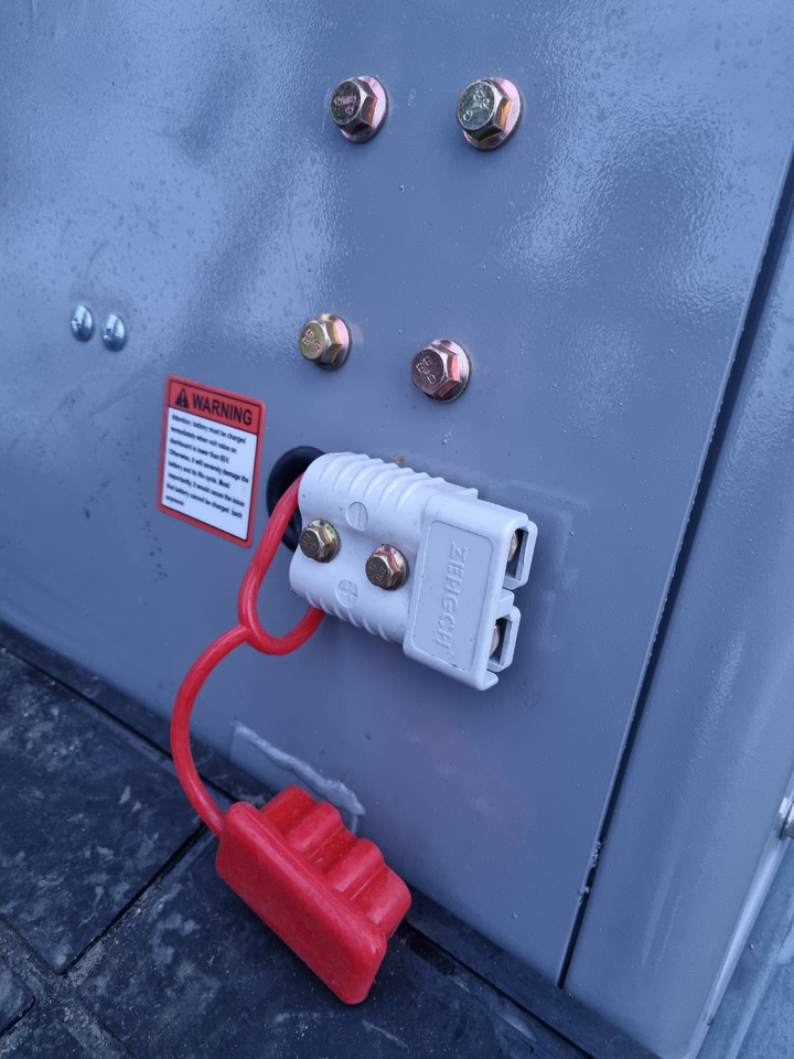 Chargeuse sur pneus WCM L2110e E-Power: photos 14