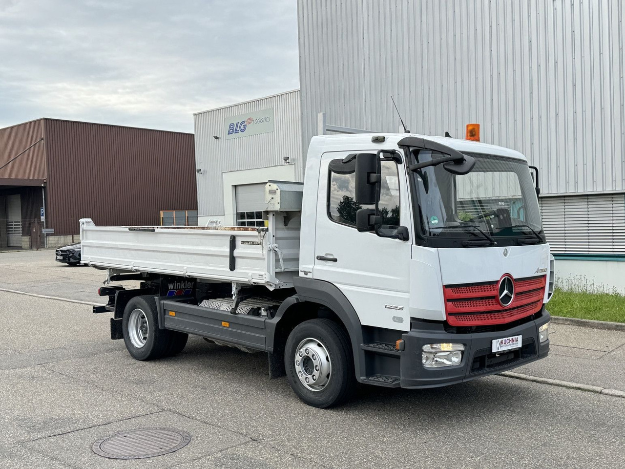 Mercedes-Benz Atego 1223 K Dreiseitenkipper 2xAHK 3-Sitze E6 - Camion benne: photos 4 Mercedes-Benz Atego 1223 K Dreiseitenkipper 2xAHK 3-Sitze E6 - Camion benne: photos 4