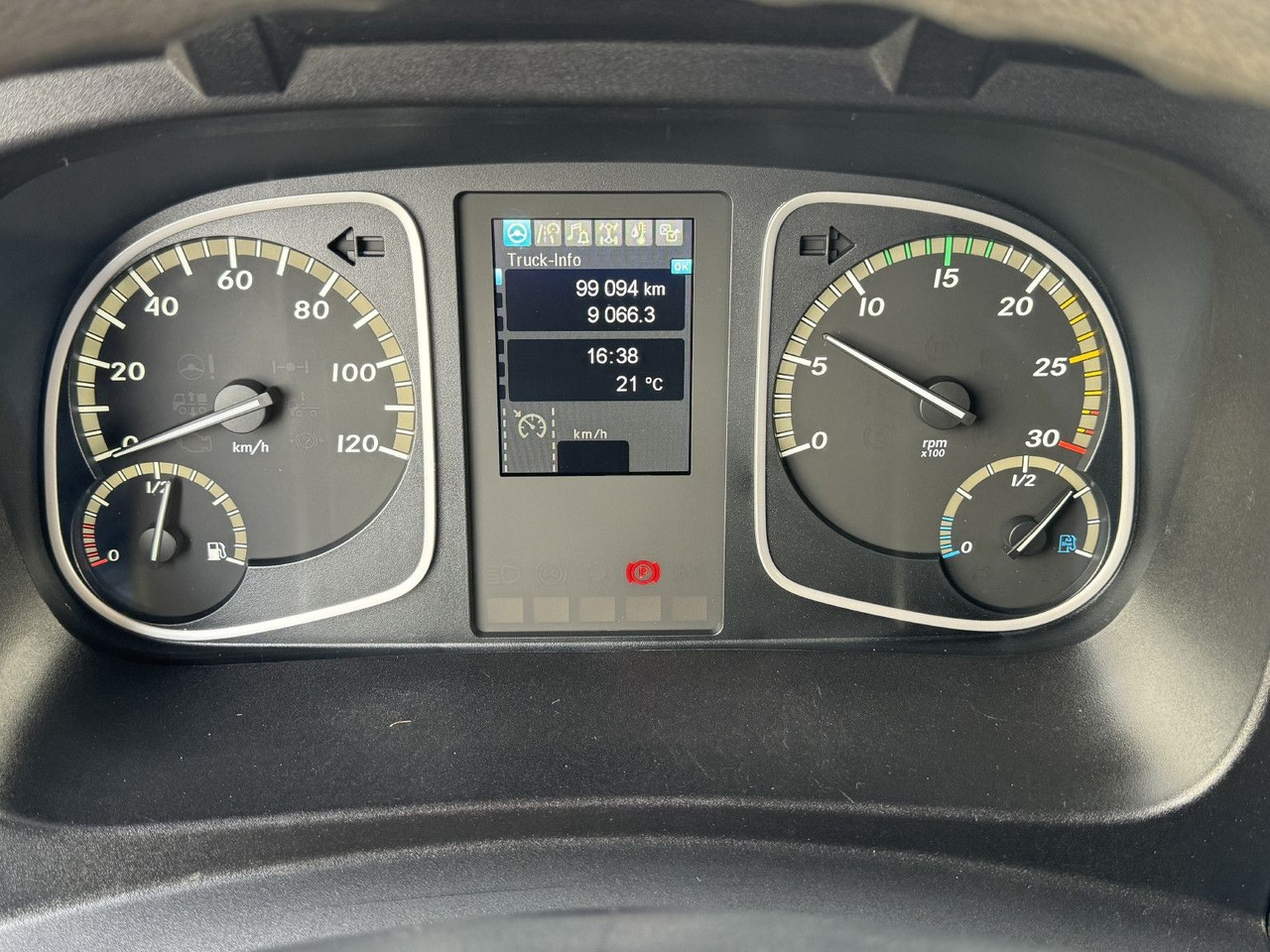 Camion benne neuf Mercedes-Benz Atego 1223 K Dreiseitenkipper 2xAHK 3-Sitze E6: photos 18