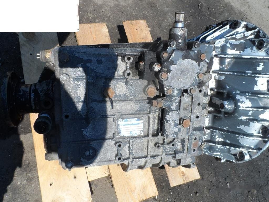 ZF S6-36 DAF - Boîte de vitesse pour Camion: photos 2 ZF S6-36 DAF - Boîte de vitesse pour Camion: photos 2