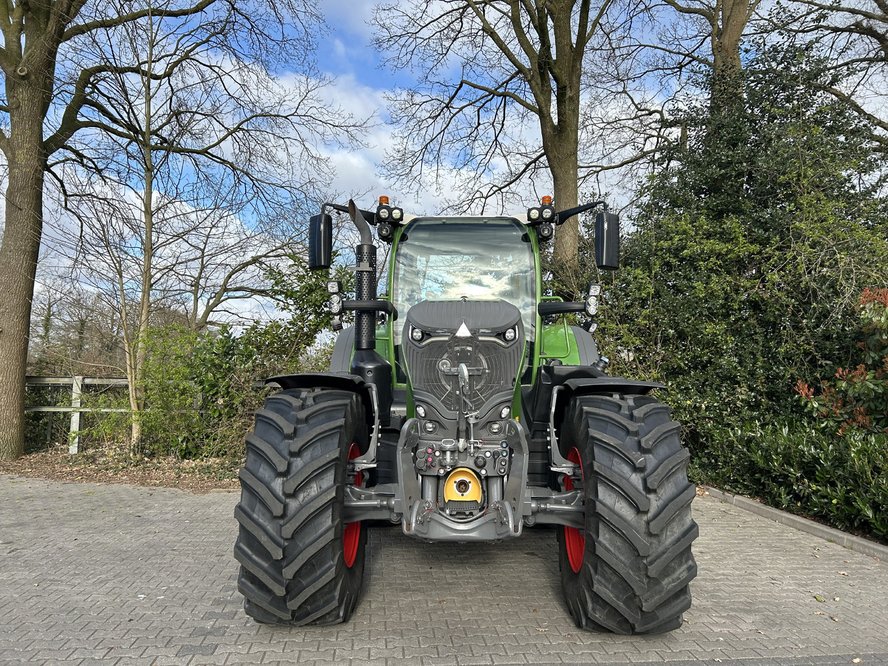Fendt 728 Gen7 ProfiPlus - Tracteur agricole: photos 5 Fendt 728 Gen7 ProfiPlus - Tracteur agricole: photos 5