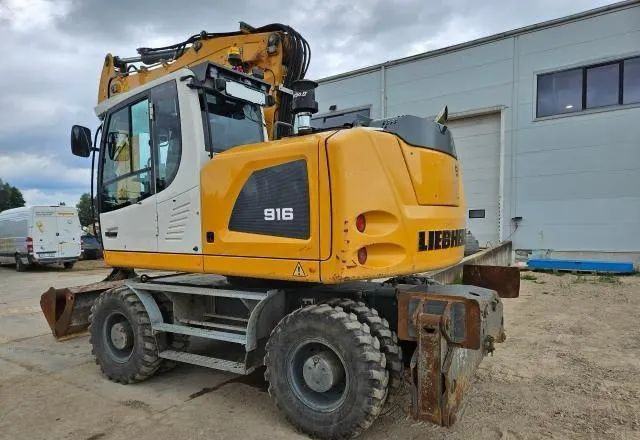 Liebherr A 916 Litronic, 2019 ROK, PODPORY + PŁUG, 6100 MTH - Pelle sur pneus: photos 4 Liebherr A 916 Litronic, 2019 ROK, PODPORY + PŁUG, 6100 MTH - Pelle sur pneus: photos 4