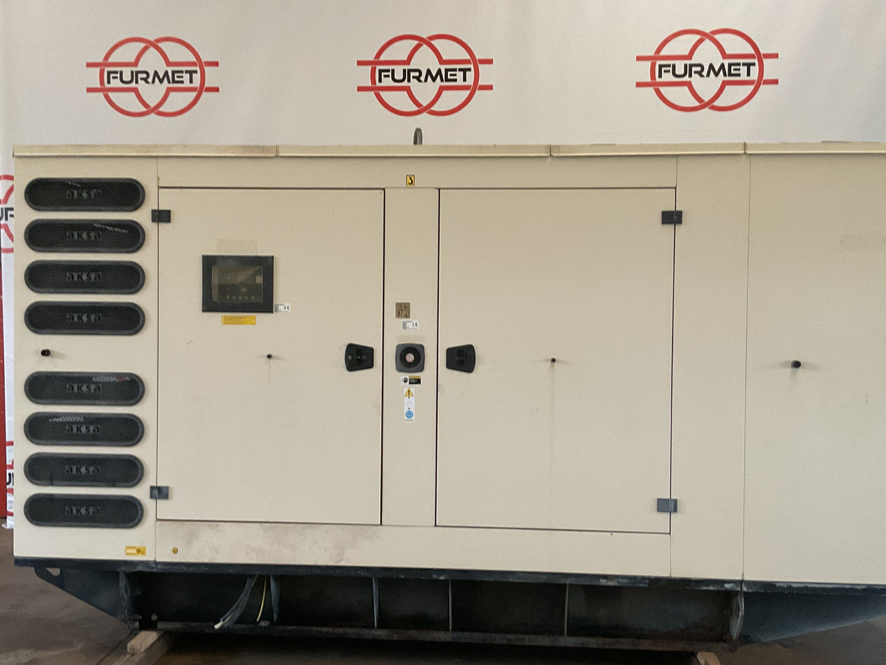Doosan P158LE, 415KVA generatorset. Like brand new, low hours and complete - Groupe électrogène: photos 1 Doosan P158LE, 415KVA generatorset. Like brand new, low hours and complete - Groupe électrogène: photos 1