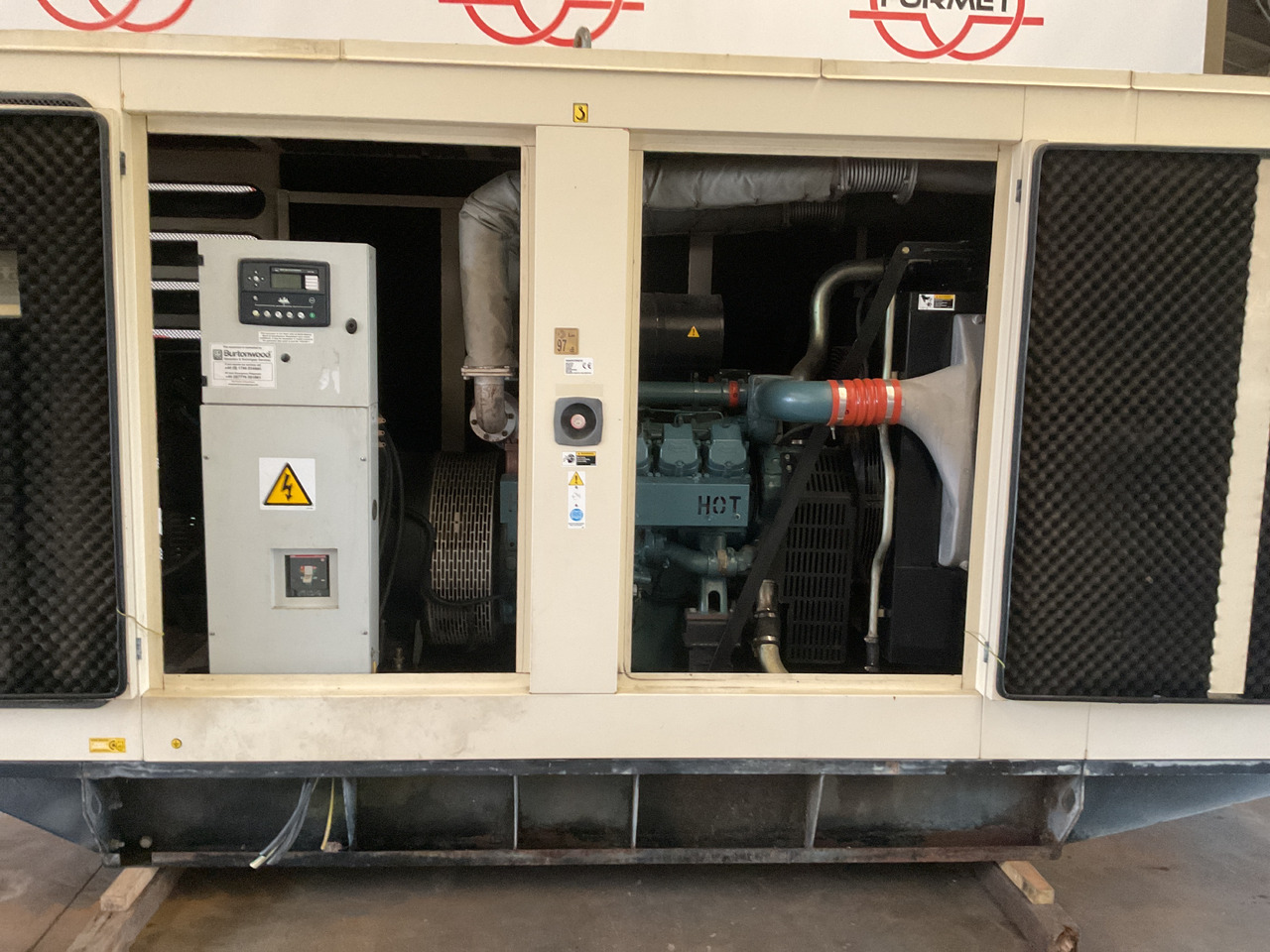 Doosan P158LE, 415KVA generatorset. Like brand new, low hours and complete - Groupe électrogène: photos 2 Doosan P158LE, 415KVA generatorset. Like brand new, low hours and complete - Groupe électrogène: photos 2