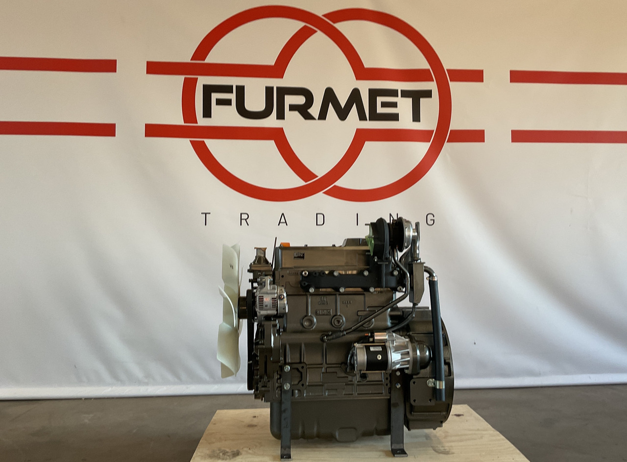Yanmar 4TN106T - Moteur: photos 1 Yanmar 4TN106T - Moteur: photos 1