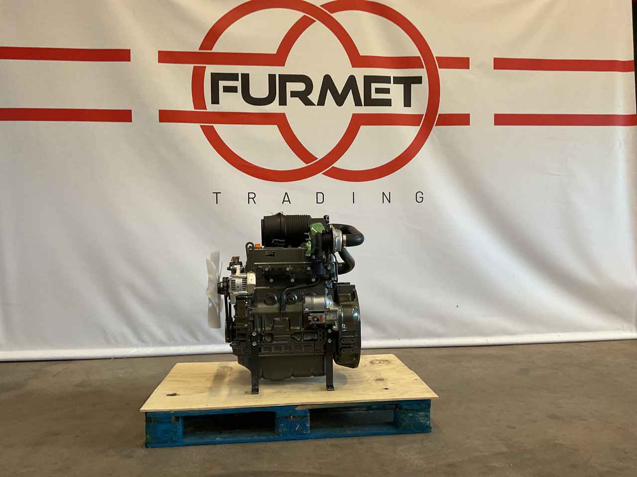 Yanmar 4TNV84T - Moteur: photos 2 Yanmar 4TNV84T - Moteur: photos 2
