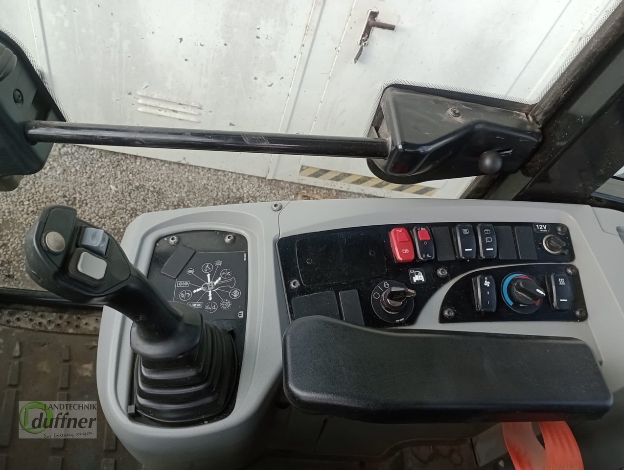 CAT 908 M - Chargeuse sur pneus: photos 5 CAT 908 M - Chargeuse sur pneus: photos 5