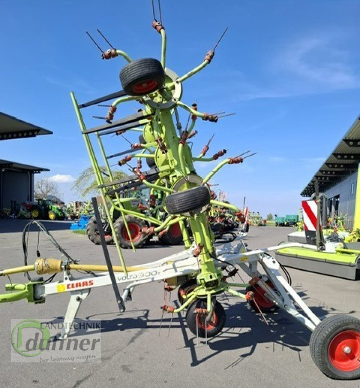 CLAAS VOLTO 900 T - Faneuse: photos 2 CLAAS VOLTO 900 T - Faneuse: photos 2