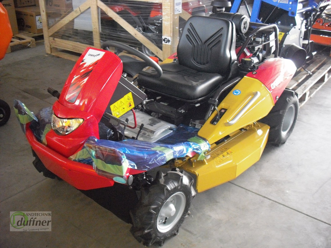 Canycom CMX 2402 - Motofaucheuse: photos 1 Canycom CMX 2402 - Motofaucheuse: photos 1