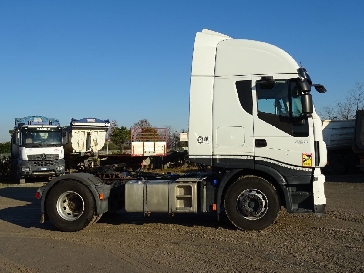 IVECO STRALIS 450 - Tracteur routier: photos 4 IVECO STRALIS 450 - Tracteur routier: photos 4