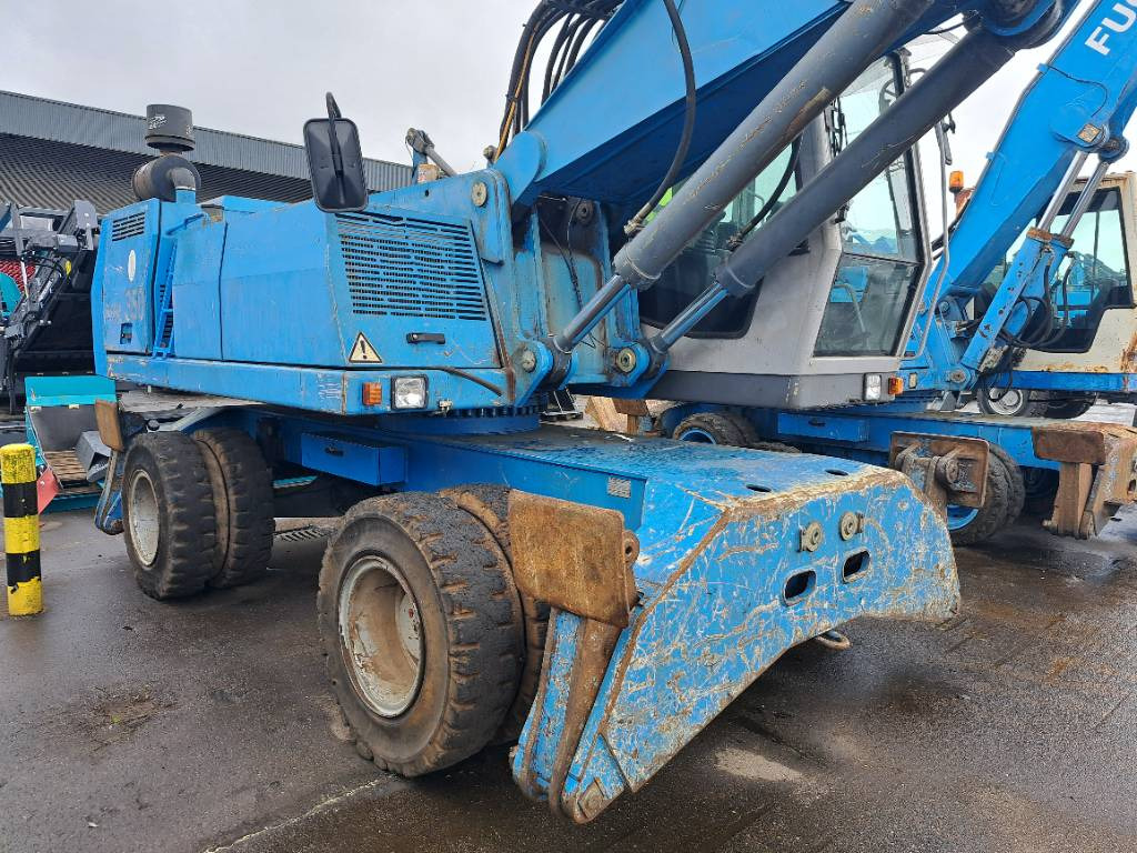 Pelle de manutention Fuchs MHL350C + generator: photos 6