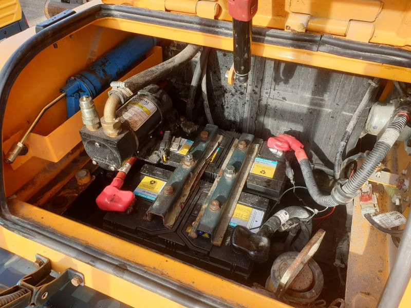 Pelle sur pneus Hyundai HW 140: photos 10